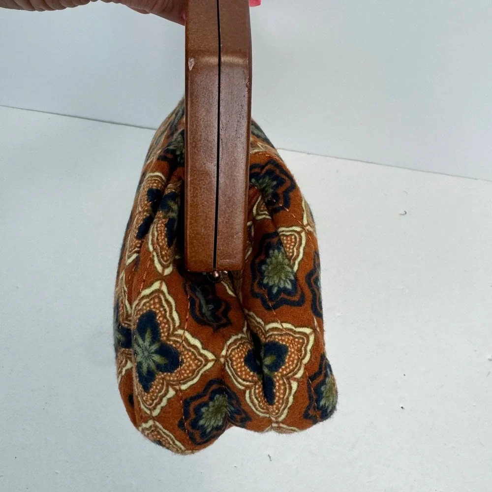 Shiraleah Chicago Evan Top Handle Clutch Wood Handle Quilted Multi Color NWT